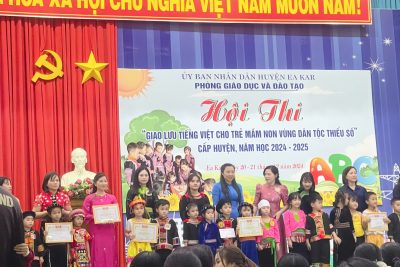 Hội thi “Giao lưu tiếng Việt cho trẻ mầm non vùng dân tộc thiểu số” cấp huyện năm học 20244- 2025