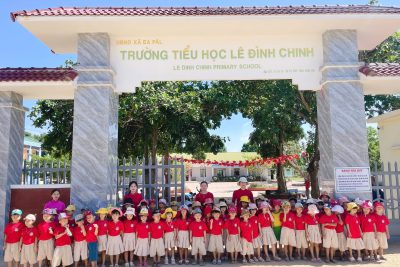 Hoạt động trải nghiệm tham quan Trường tiểu học